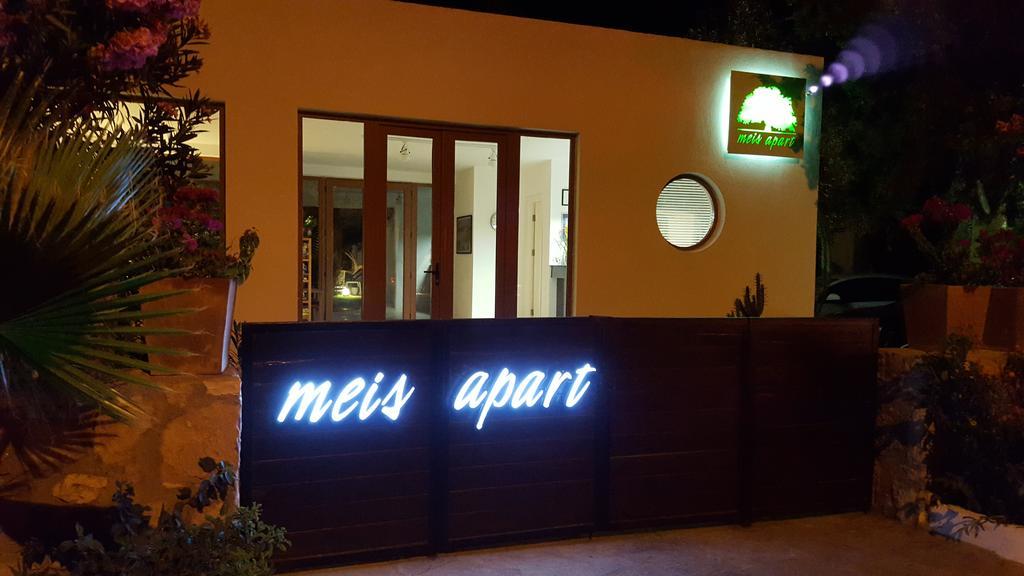 Meis Hotel Битез Экстерьер фото